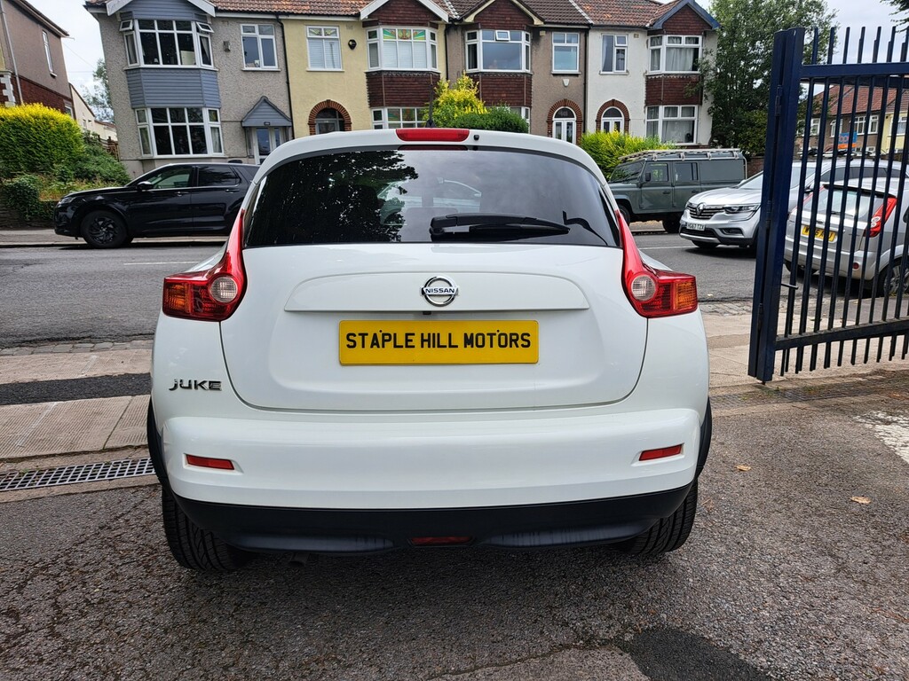 Nissan Juke 1.6 Visia Euro 5 White #18