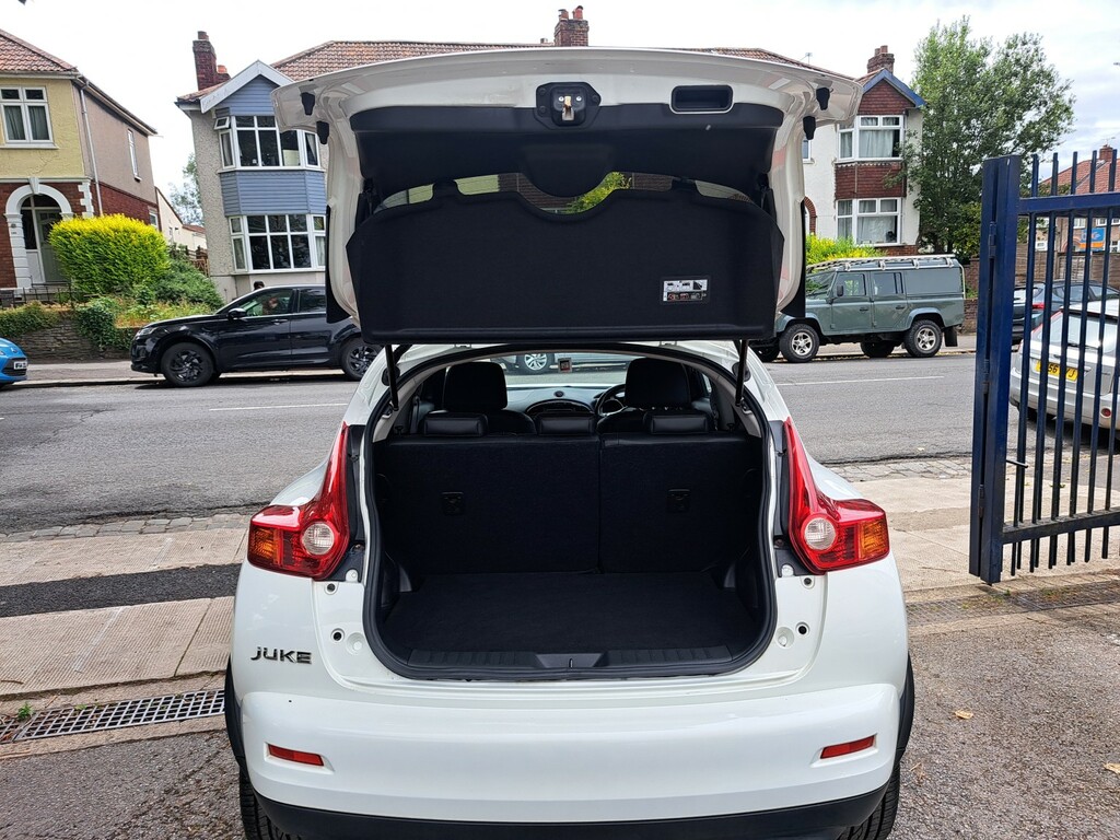 Nissan Juke 1.6 Visia Euro 5 White #17