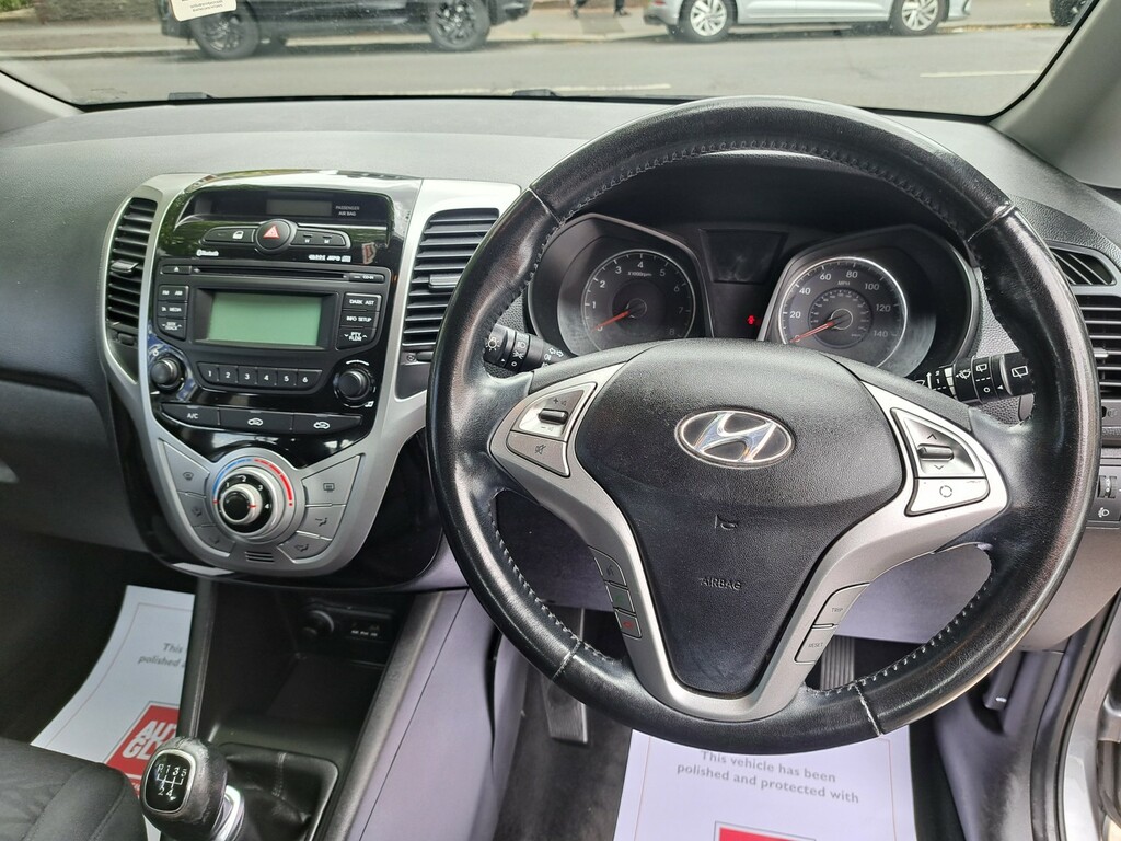 Hyundai Ix20 1.4 Style Hatchback Euro 5 Ss  #12