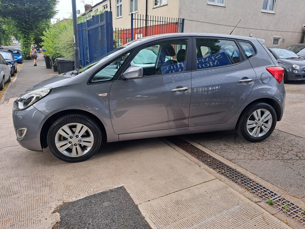 Hyundai Ix20 1.4 Active Grey #2