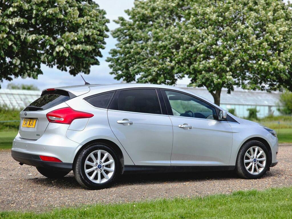 Ford Focus 1.0 T Ecoboost S6 St-line 6Spd 125Ps White #4