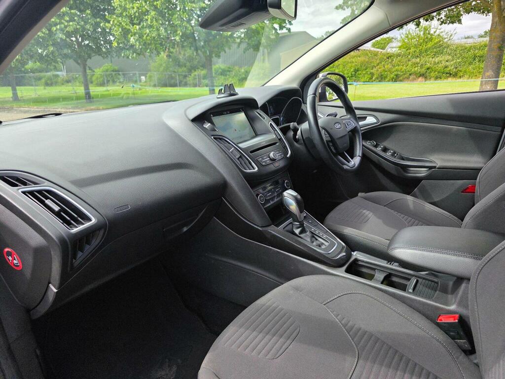 Ford Focus 1.0 T Ecoboost S6 St-line 6Spd 125Ps White #22
