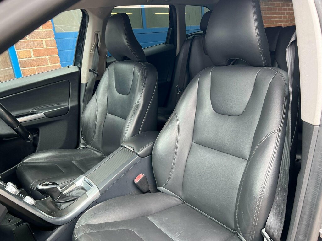 Volvo XC60 2.0 D4 Se Euro 6 Ss - 2015 15 Gold #39