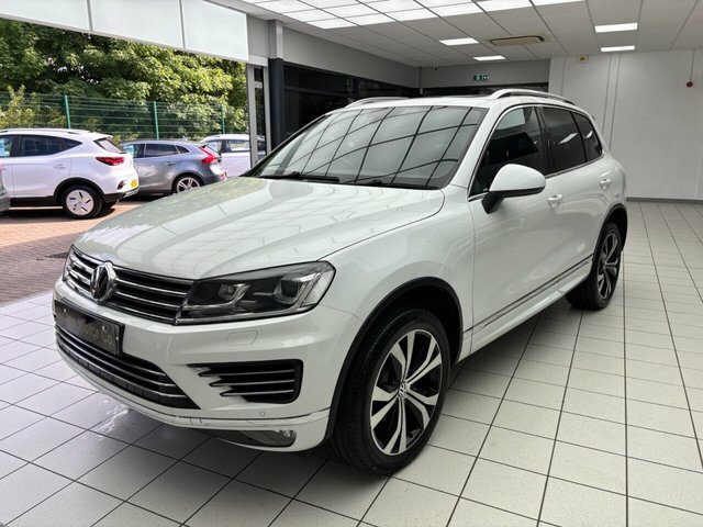 Volkswagen Touareg Suv Black #8