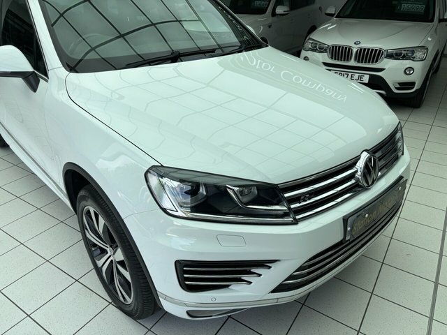 Volkswagen Touareg Suv Black #21
