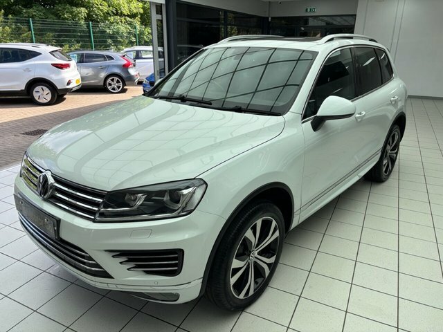 Volkswagen Touareg Suv Black #25