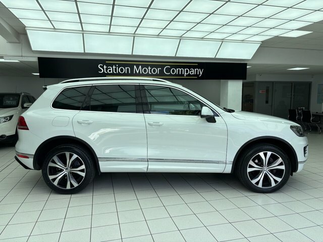 Volkswagen Touareg Suv Black #14