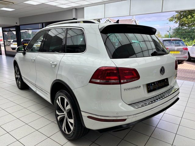 Volkswagen Touareg Suv Black #9