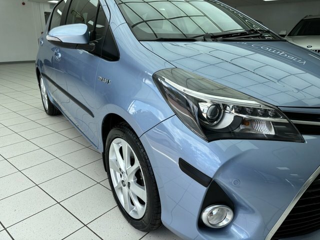 Toyota Yaris 1.3 Vvt-i Icon Plus 99 Bhp Red #14
