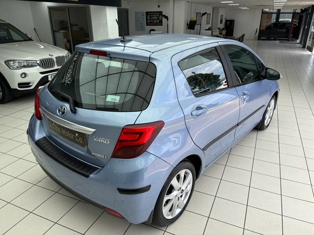 Toyota Yaris 1.3 Vvt-i Icon Plus 99 Bhp Red #18