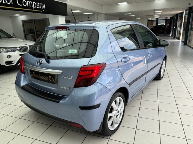 Toyota Yaris 1.3 Vvt-i Icon Plus 99 Bhp Red #11