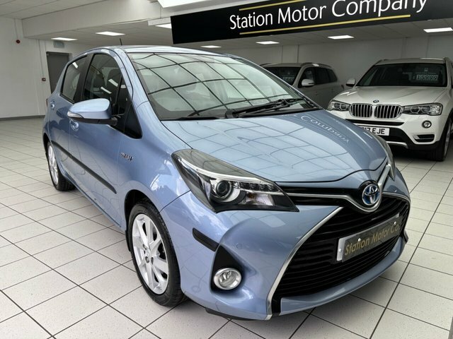 Toyota Yaris 1.3 Vvt-i Icon Plus 99 Bhp Red #2
