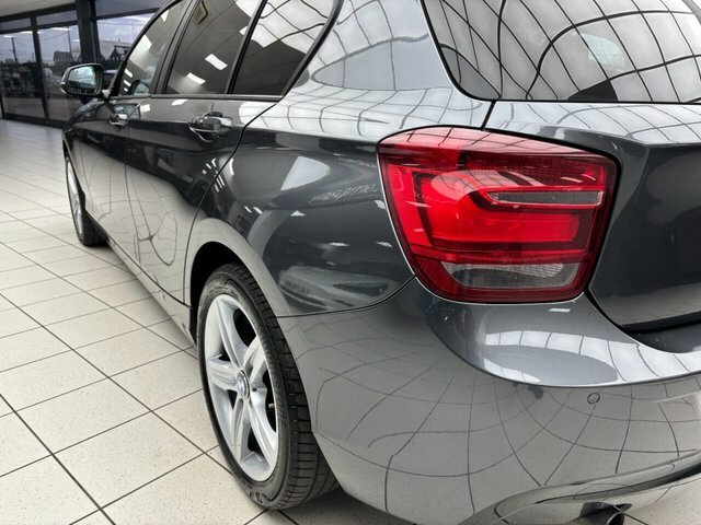 BMW 1 Series 120D Xdrive M Sport Black #17