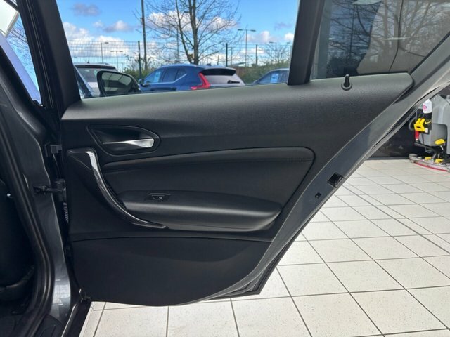 BMW 1 Series 120D Xdrive M Sport Black #44