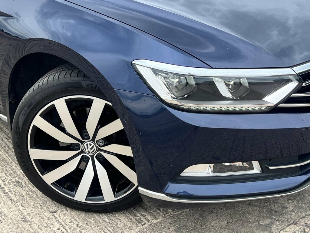Volkswagen Passat 2.0 Tdi Bluemotion Tech S Estate Silver #3