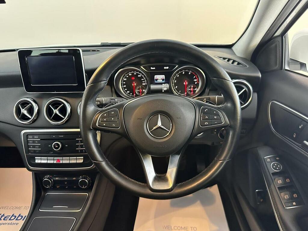 Mercedes-Benz GLA Class 201818 Plate 2.1 Gla 200 D Sport 134 Bhp, Only Red #12