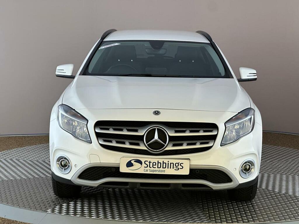 Mercedes-Benz GLA Class 1.6 Gla200 Se Executive 7G-dct Euro 6 Ss White #3
