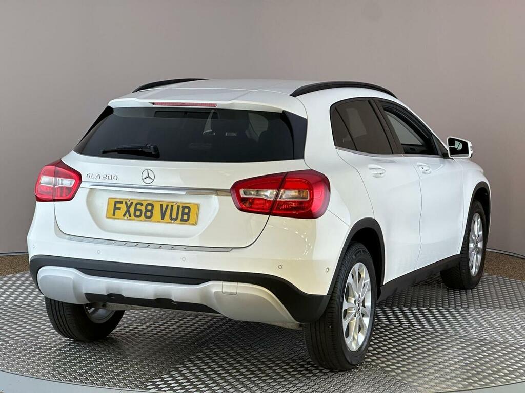 Mercedes-Benz GLA Class 1.6 Gla200 Se Executive 7G-dct Euro 6 Ss White #5