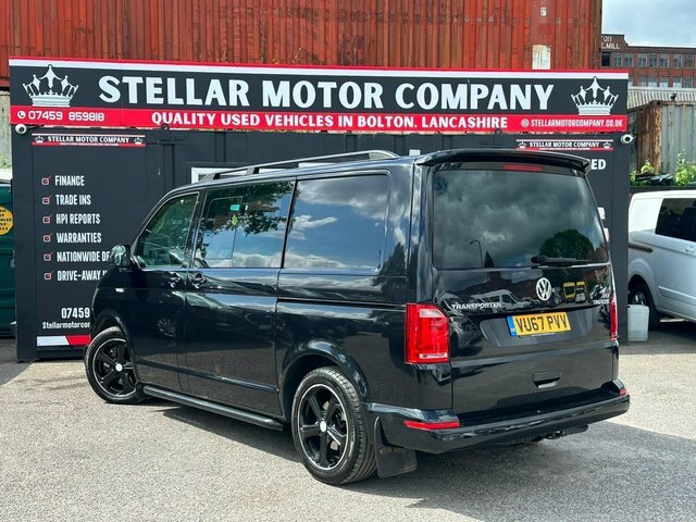 Volkswagen Transporter 2017 2.0 Bitdi T32 Bluemotion Tech Highline Kombi VU67PVV Black #4
