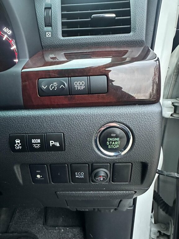 Toyota Vellfire Z 2.4I Only 51,000 Miles Silver #17