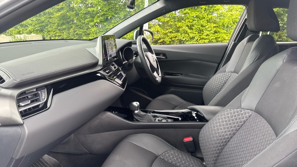 Toyota C-Hr 2.0 Vvt-h Gpf Design Suv Hybrid Cvt Eur EJ73CZG Silver #5