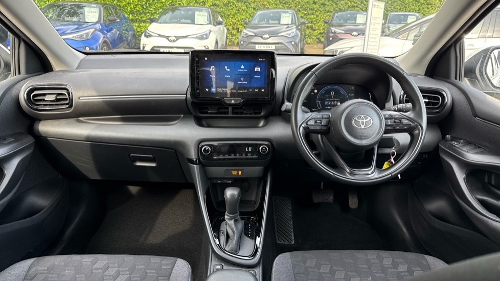 Toyota Yaris 1.5 Vvt-h Design Hatchback Hybrid E-cvt KP24YKD White #6