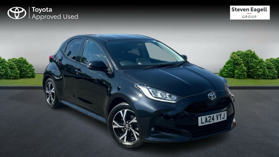 Toyota Yaris 1.5 Vvt-h Design E-cvt Euro 6 Ss Black