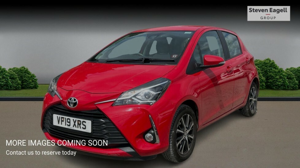 Toyota Yaris 1.5 Vvt-i Icon Tech Cvt Red #3