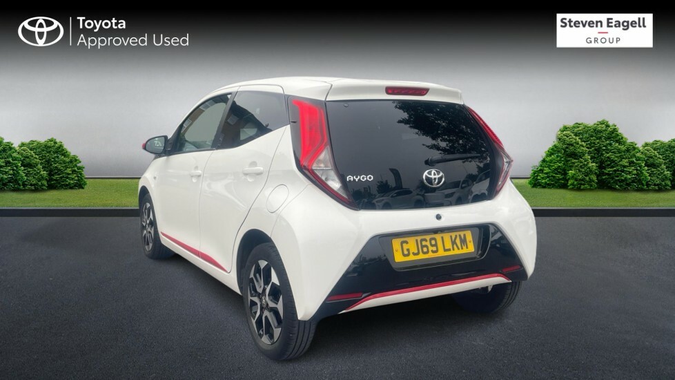 Toyota Aygo 1.0 Vvt-i X-trend Euro 6 White #4