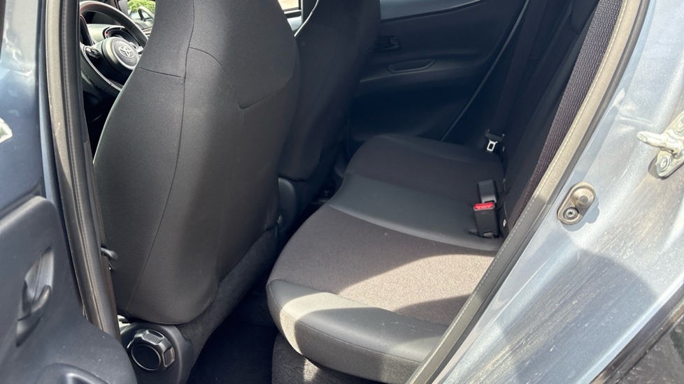 Toyota Aygo X 1.0 Vvt-i Edge White #15