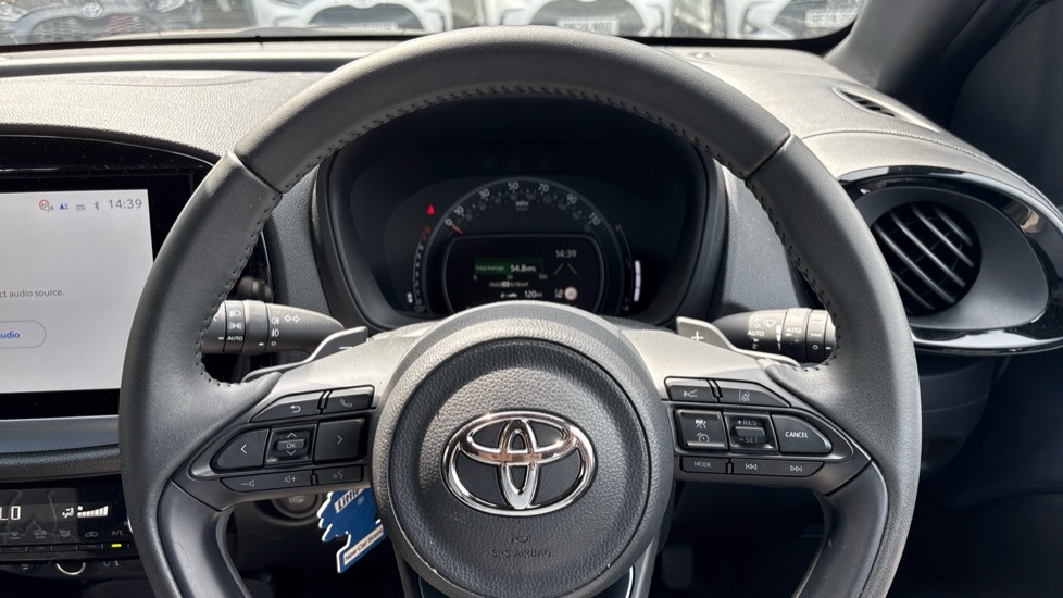 Toyota Aygo X 1.0 Vvt-i Edge White #10