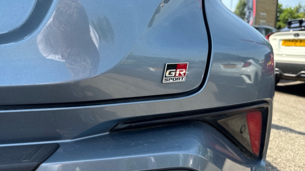 Toyota C-Hr Suv Grey #35