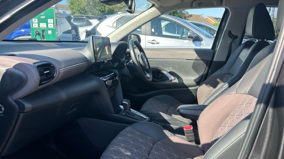 Toyota Yaris Cross 1.5 Vvt-h Excel Suv Hybrid E-cvt Euro 6 Grey #5