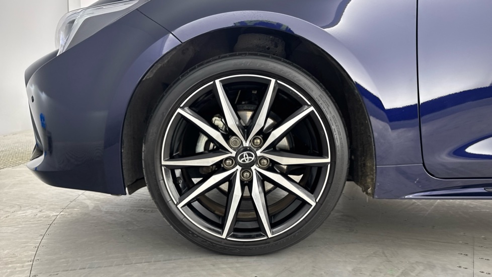 Toyota Corolla 1.8 Hybrid Icon Cvt Black #18