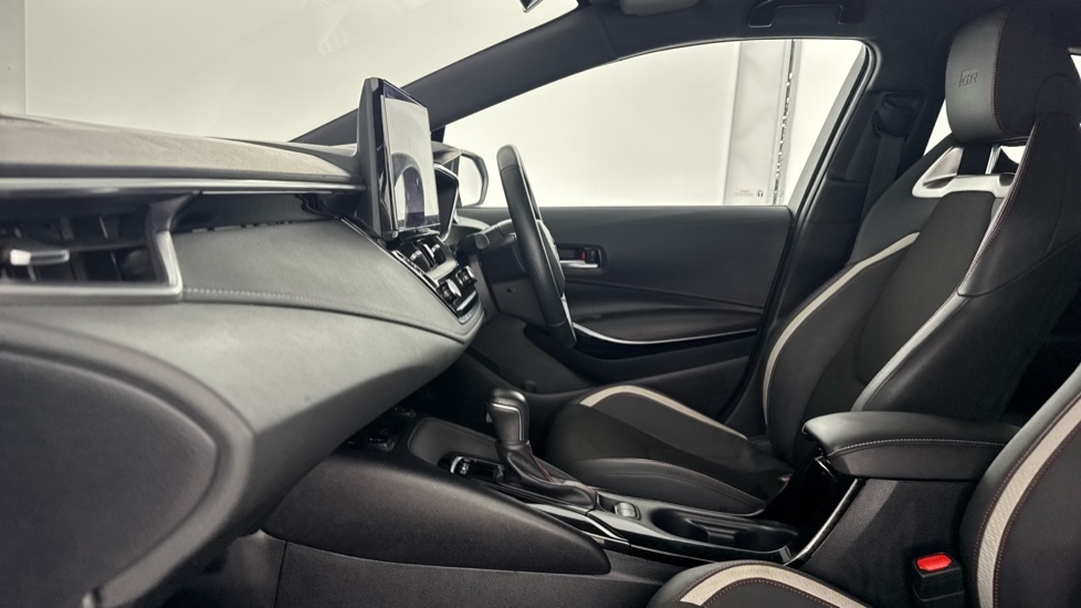 Toyota Corolla 1.8 Hybrid Icon Cvt Black #10