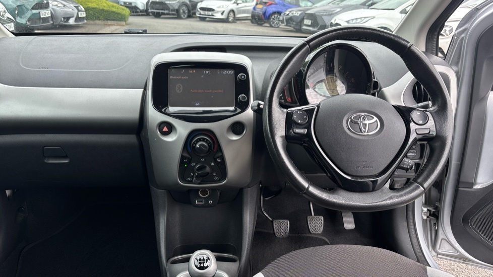 Toyota Aygo 1.0 Vvt-i X-play Euro 5 Euro 5 Silver #5
