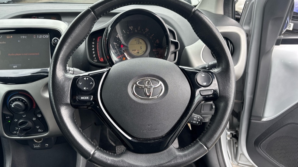 Toyota Aygo 1.0 Vvt-i X-play Euro 5 Euro 5 Silver #6