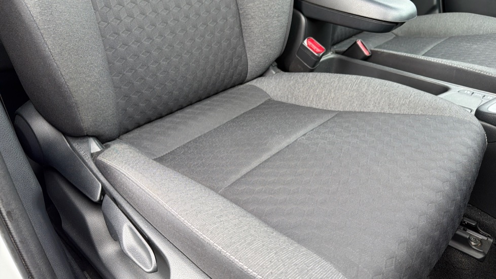 Toyota Yaris 1.5 Hybrid Dynamic Cvt Grey #17