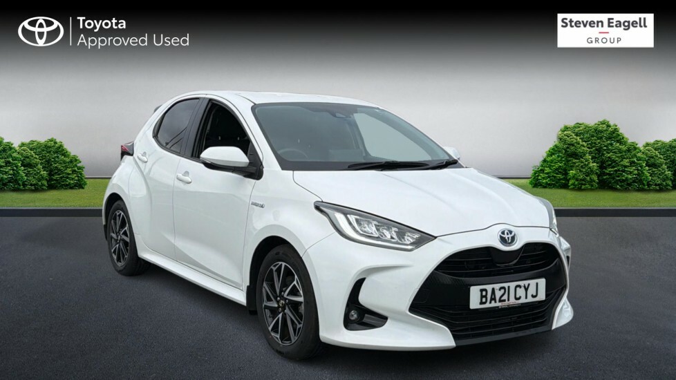 Toyota Yaris 1.5 Vvt-h Design E-cvt Euro 6 Ss White