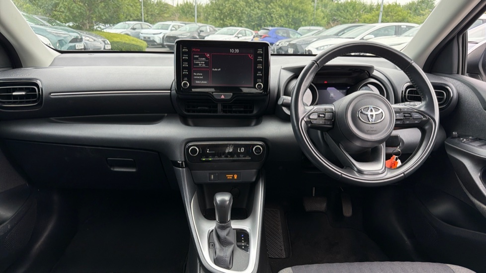 Toyota Yaris 1.5 Vvt-h Design E-cvt Euro 6 Ss White #6