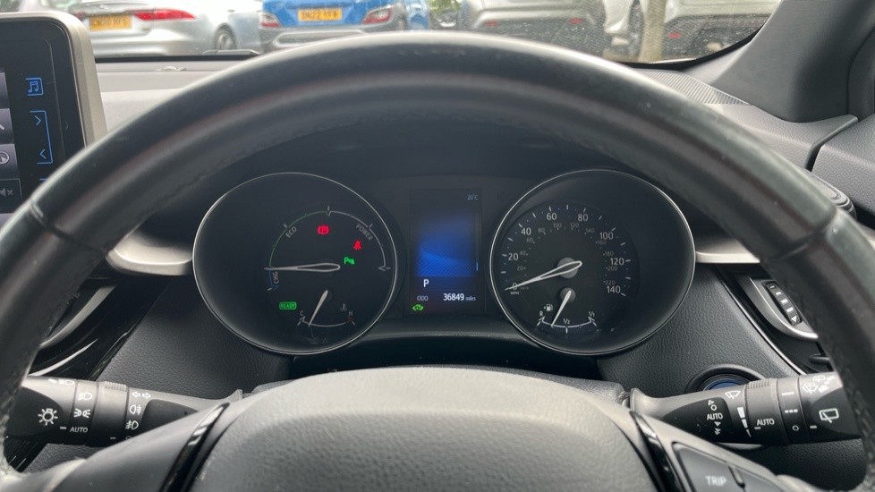 Toyota C-Hr 1.2T Dynamic Cvt Awd Silver #11