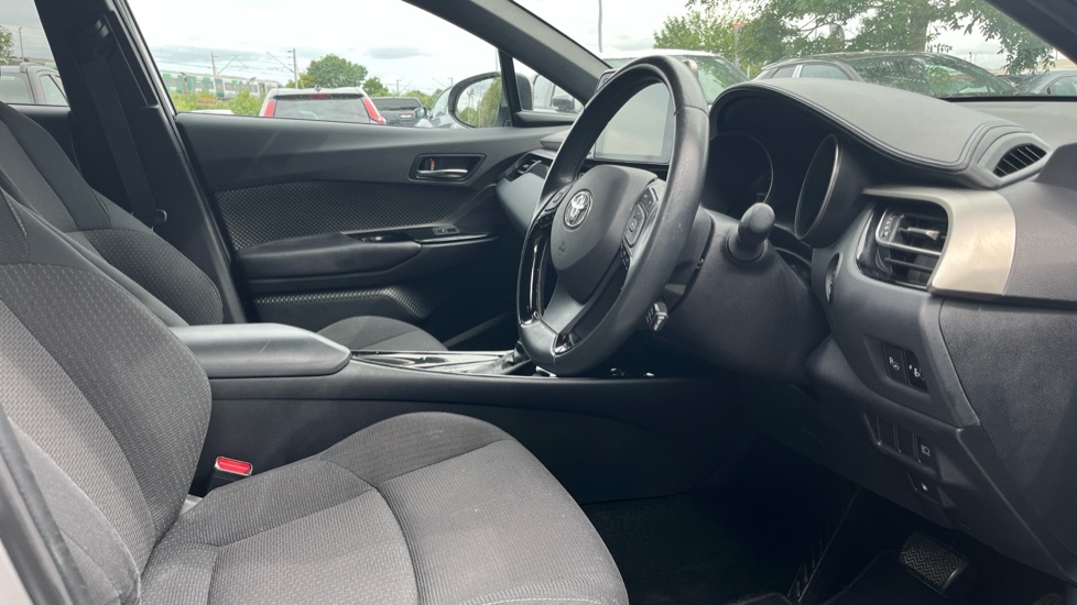 Toyota C-Hr 1.2T Dynamic Cvt Awd Silver #12
