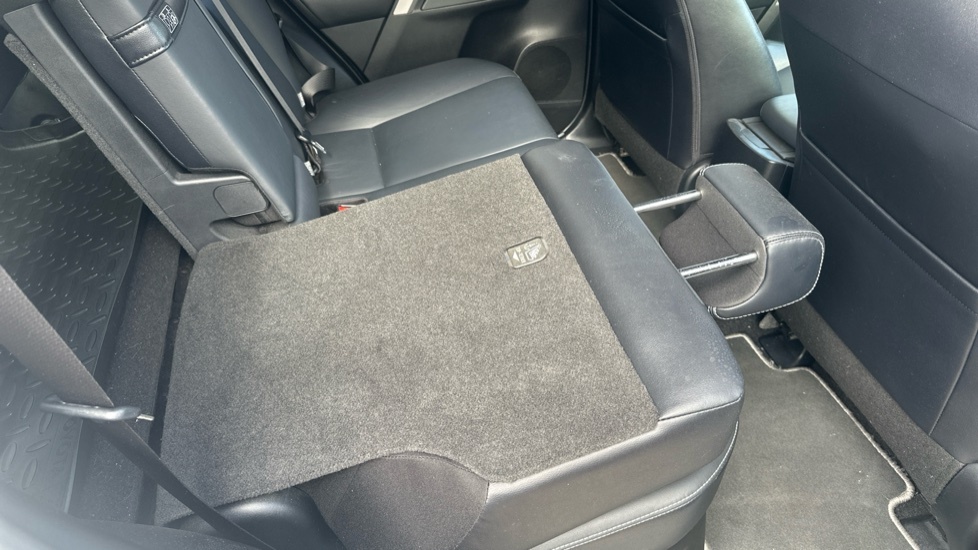 Toyota Rav 4 Rav4 Business Edition Tss D-4d 4X2 Silver #18