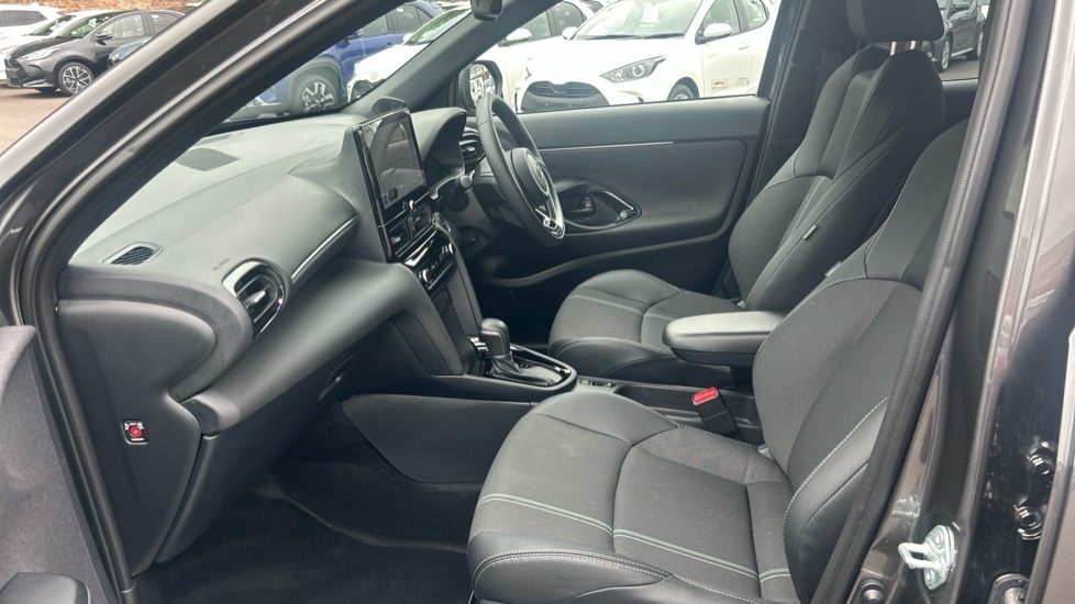 Toyota Yaris Cross 1.5 Vvt-h Excel E-cvt Euro 6 Ss Grey #5