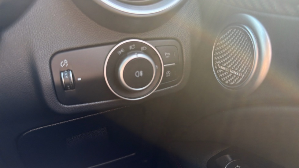 Alfa Romeo Stelvio 2.1 Td Speciale 208 Bhp Heated Seats, Parking S Blue #40