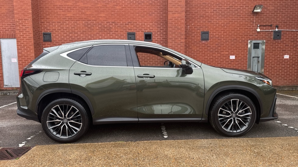 Lexus NX 2.5 350H Premium E-cvt Fwd Euro 6 Ss #23