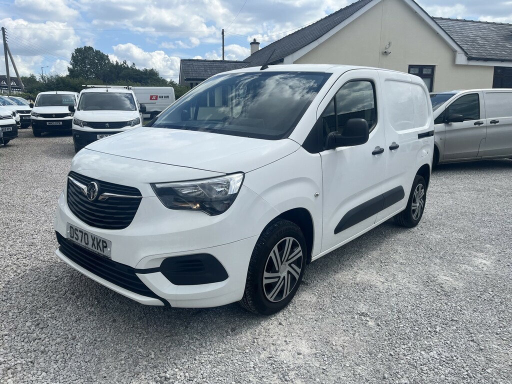 Vauxhall Combo 1.6 Turbo D 2300 Sportive White #4