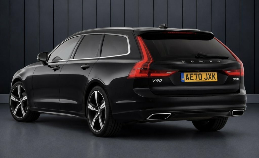 Volvo V90 2L R-design Plus Black #2
