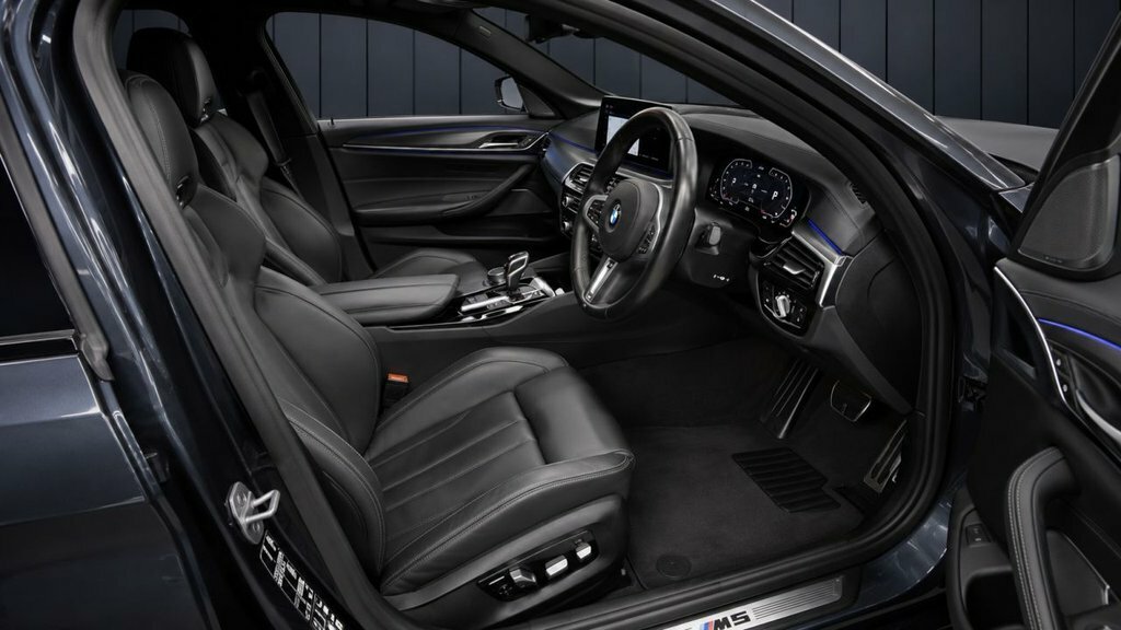 BMW M5 4.4L Competition Grey #3