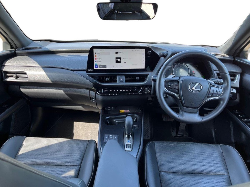 Lexus UX 250H 2.0 F-sport Design Cvt Hatchback White #11